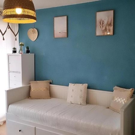 Studio Cabine Refait A Neuf A 3 Minutes A Pied De La Plage Daire Le Grau-du-Roi Dış mekan fotoğraf