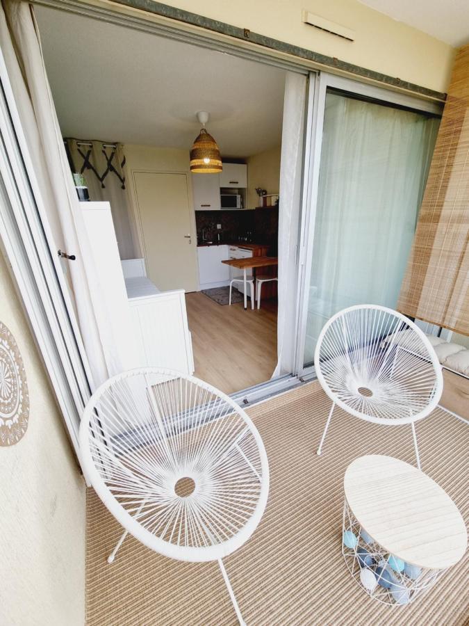 Studio Cabine Refait A Neuf A 3 Minutes A Pied De La Plage Daire Le Grau-du-Roi Dış mekan fotoğraf