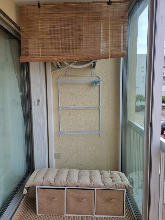 Studio Cabine Refait A Neuf A 3 Minutes A Pied De La Plage Daire Le Grau-du-Roi Dış mekan fotoğraf