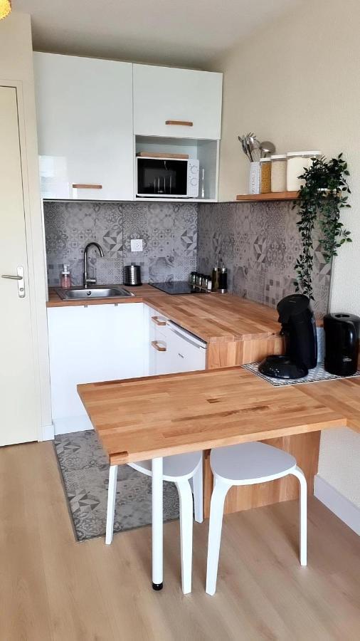 Studio Cabine Refait A Neuf A 3 Minutes A Pied De La Plage Daire Le Grau-du-Roi Dış mekan fotoğraf