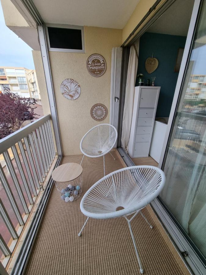 Studio Cabine Refait A Neuf A 3 Minutes A Pied De La Plage Daire Le Grau-du-Roi Dış mekan fotoğraf
