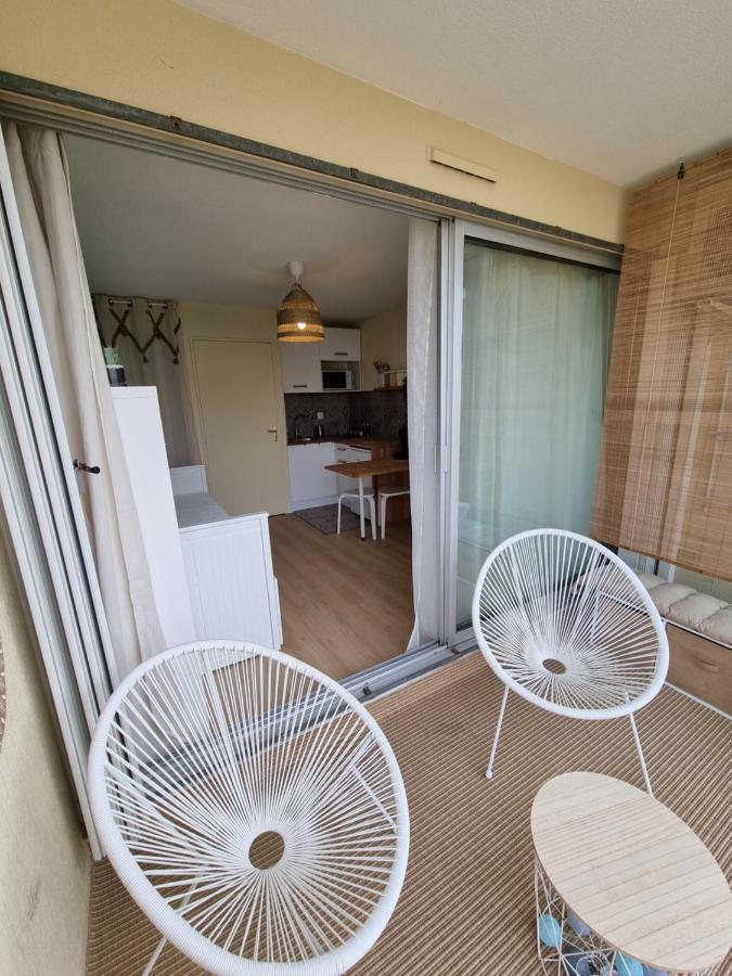Studio Cabine Refait A Neuf A 3 Minutes A Pied De La Plage Daire Le Grau-du-Roi Dış mekan fotoğraf