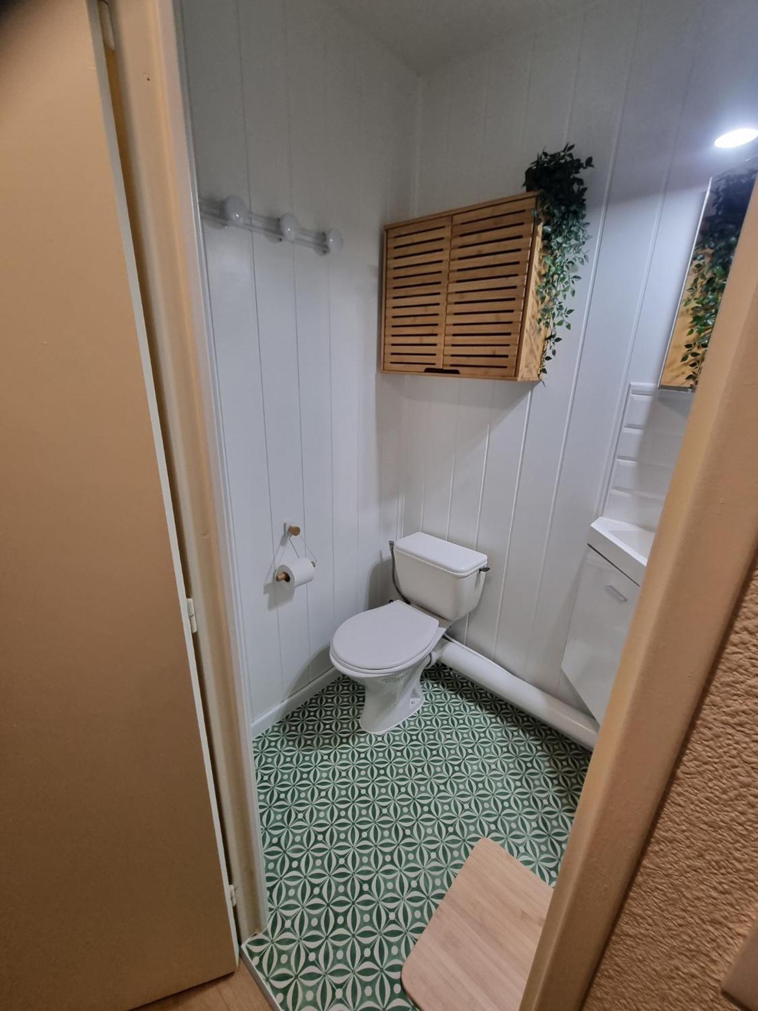 Studio Cabine Refait A Neuf A 3 Minutes A Pied De La Plage Daire Le Grau-du-Roi Dış mekan fotoğraf